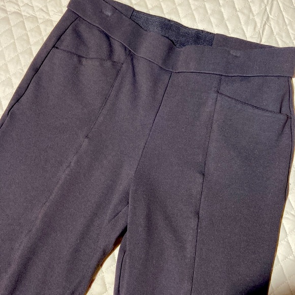 Anne Klein Skinny Pull-On Pants. Dark Brown. Size 4. Front & Back Pockets. - Picture 4 of 12